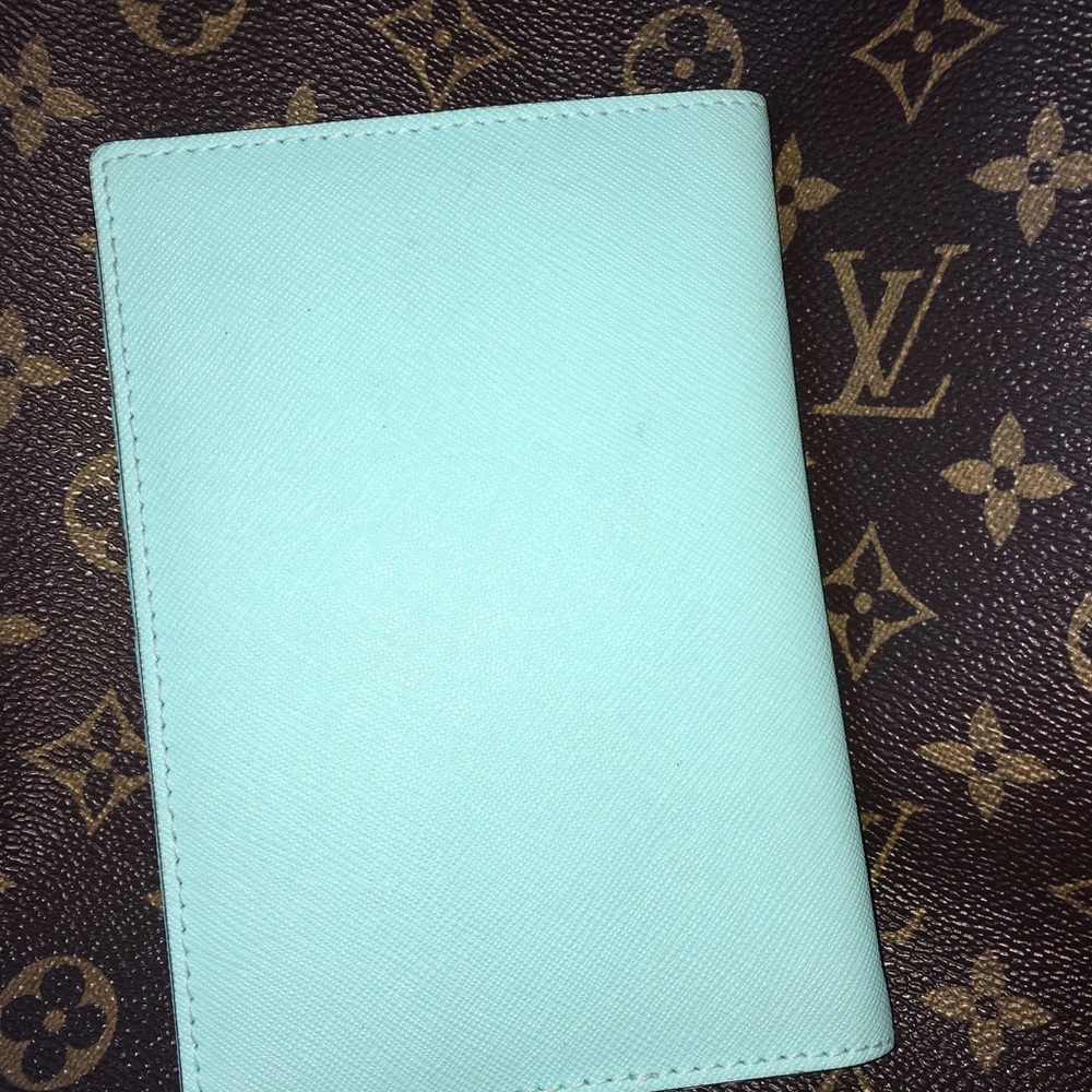 Kate spade rare price firm! ๐ - Picture 5 of 5